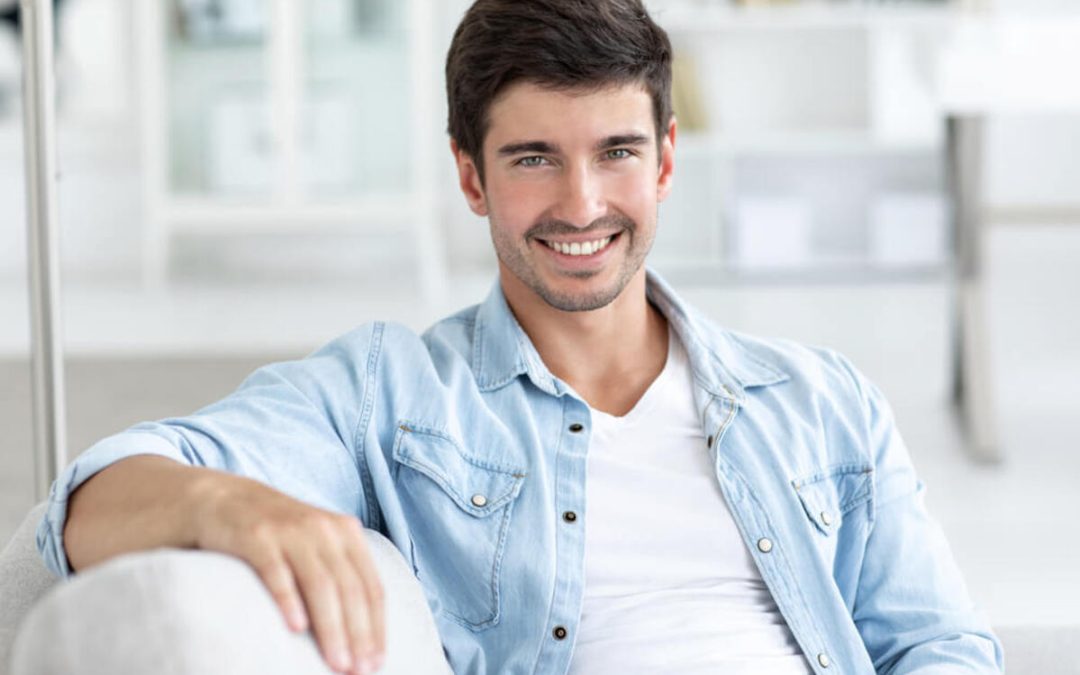 Cracked Tooth Symptoms, Diagnosis & Treatment